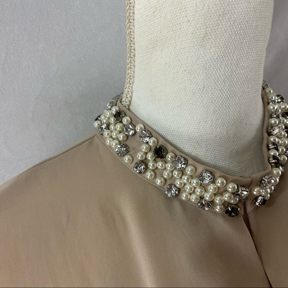 Bellatrix Jeweled Neckline Sleeveless top - Picture 9 of 14
